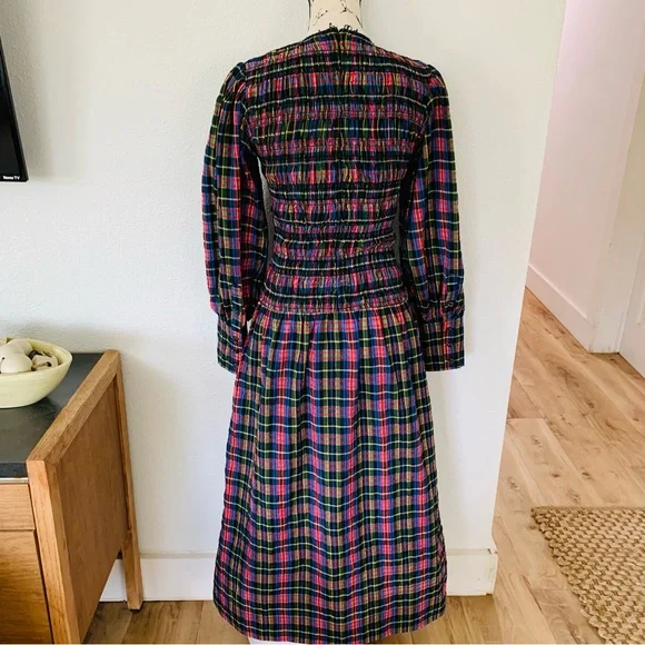 Sold! Gianni seersucker plaid smocked dress - Picture 10 of 16